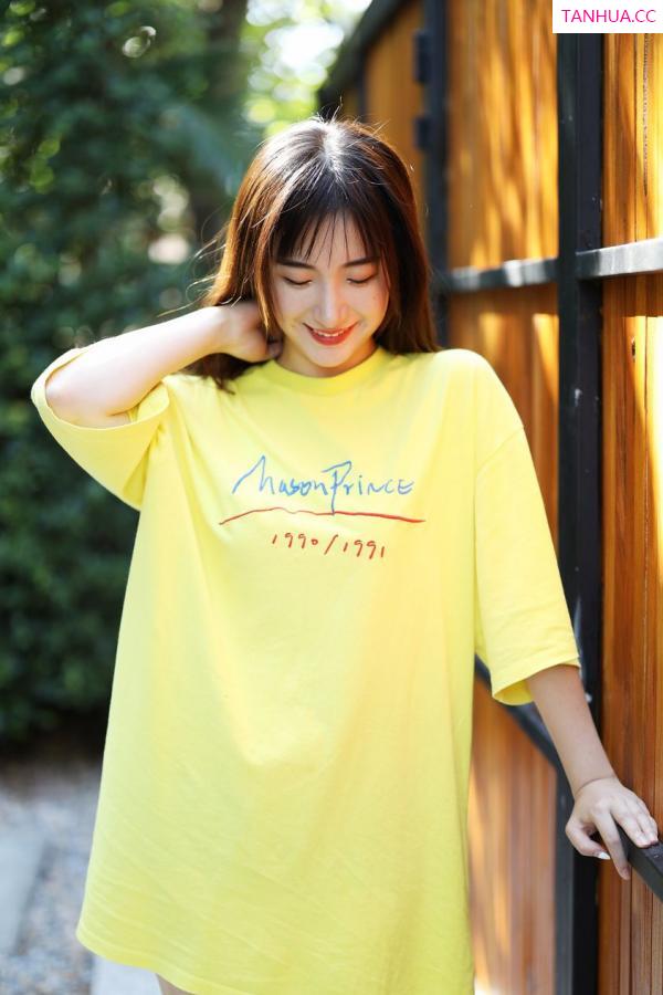 龚天艺 艺儿拿铁 [XIUREN]高清写真图 2019.12.30 艺儿拿铁第22张图片